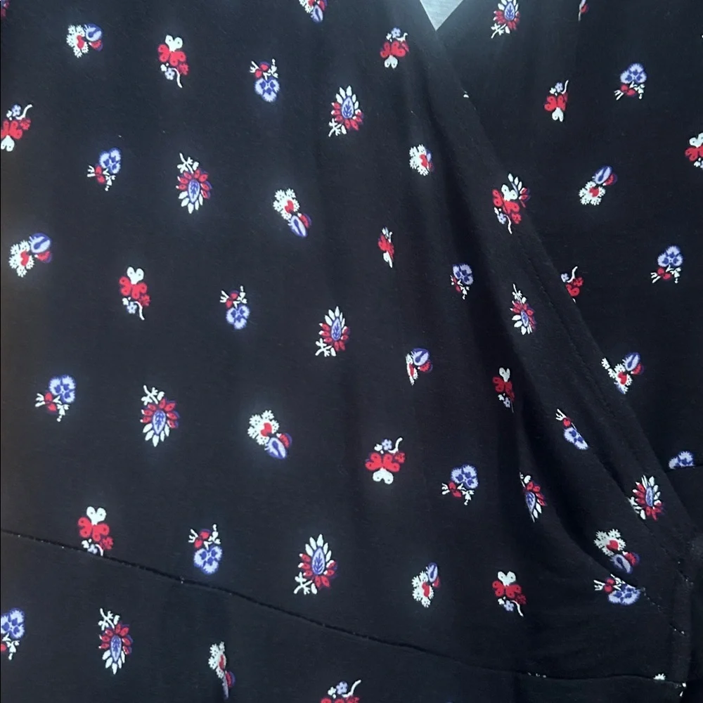 Ann Taylor Petite Floral Wrap Dress in Black - Picture 6 of 8